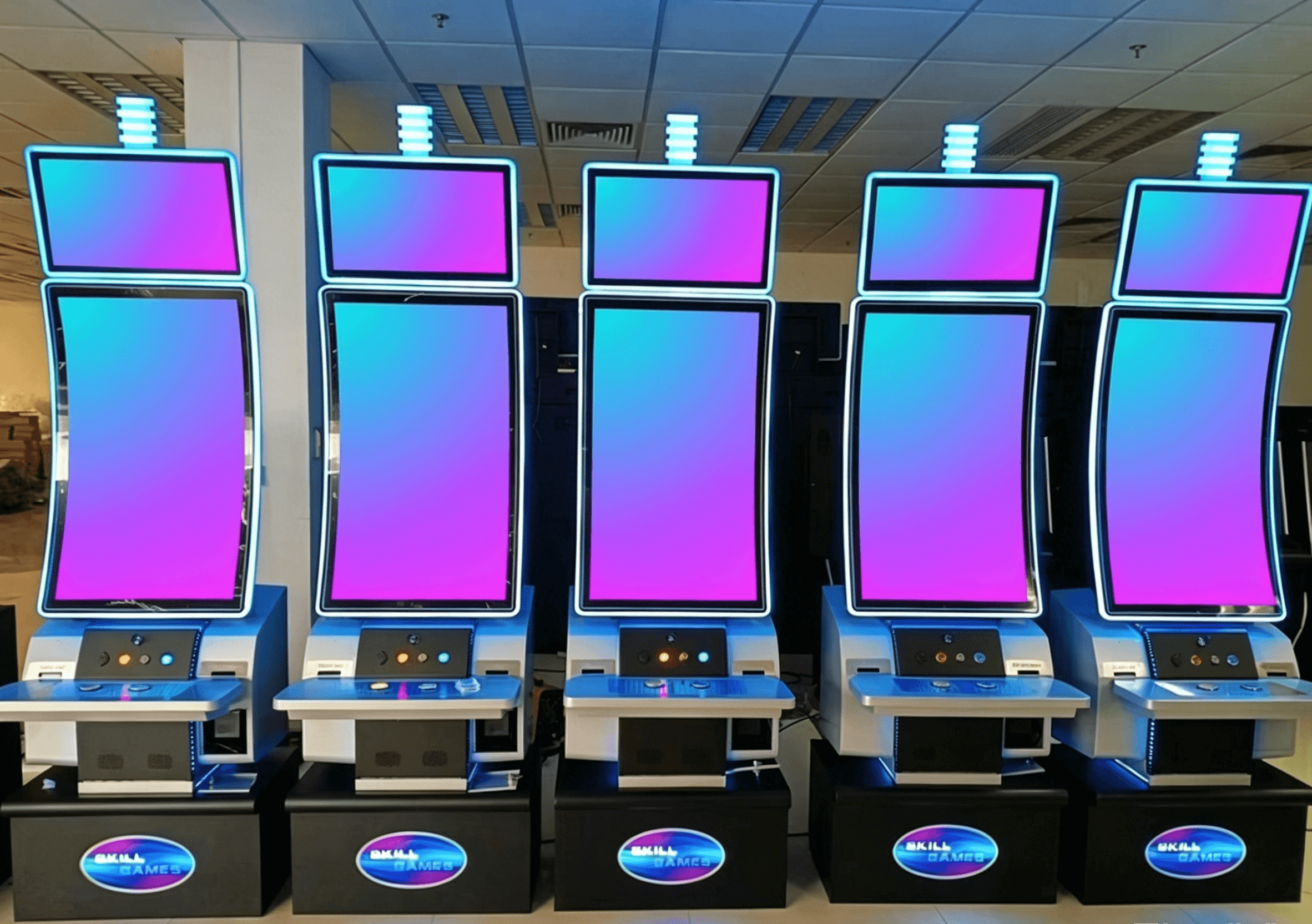 Custom Coin Pusher 43 Inch Curved Touch Screen Amusement Machine Game Cabinet Fire Link Power 4